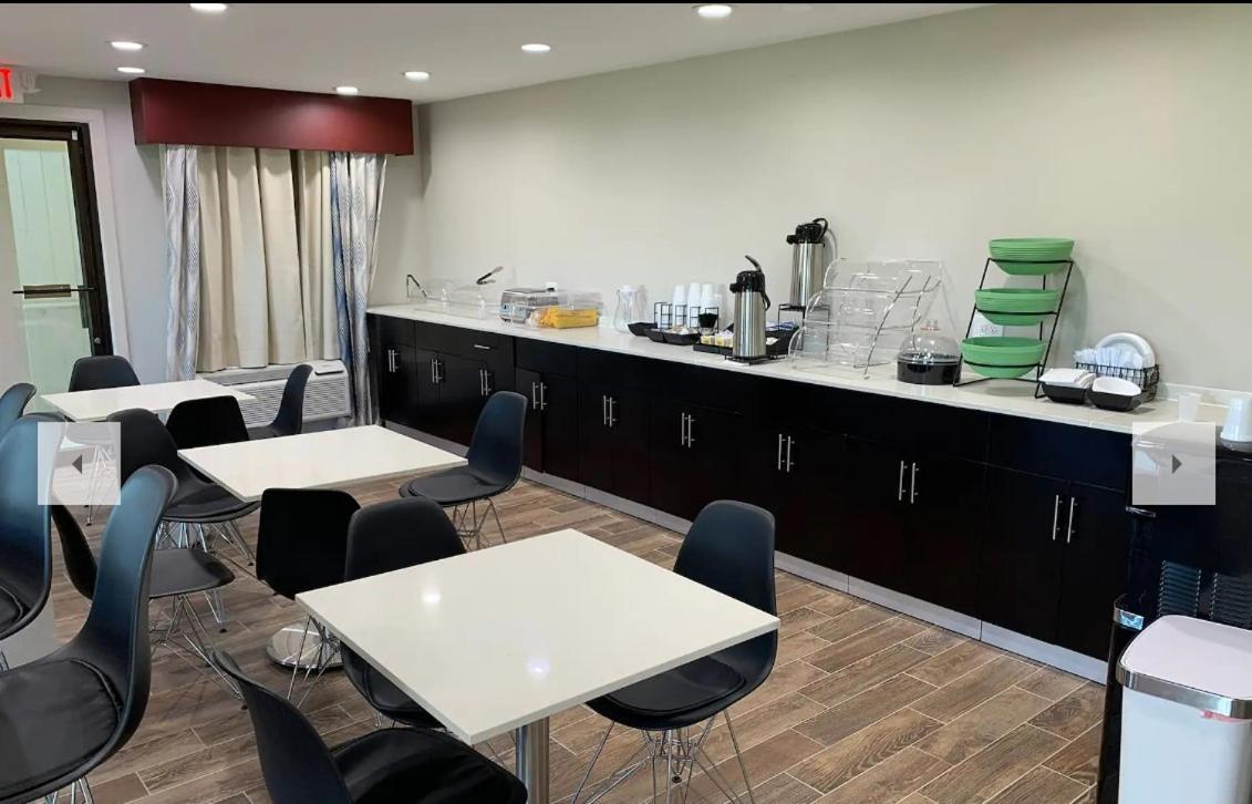 Days Inn By Wyndham Bellville Mansfield Ngoại thất bức ảnh